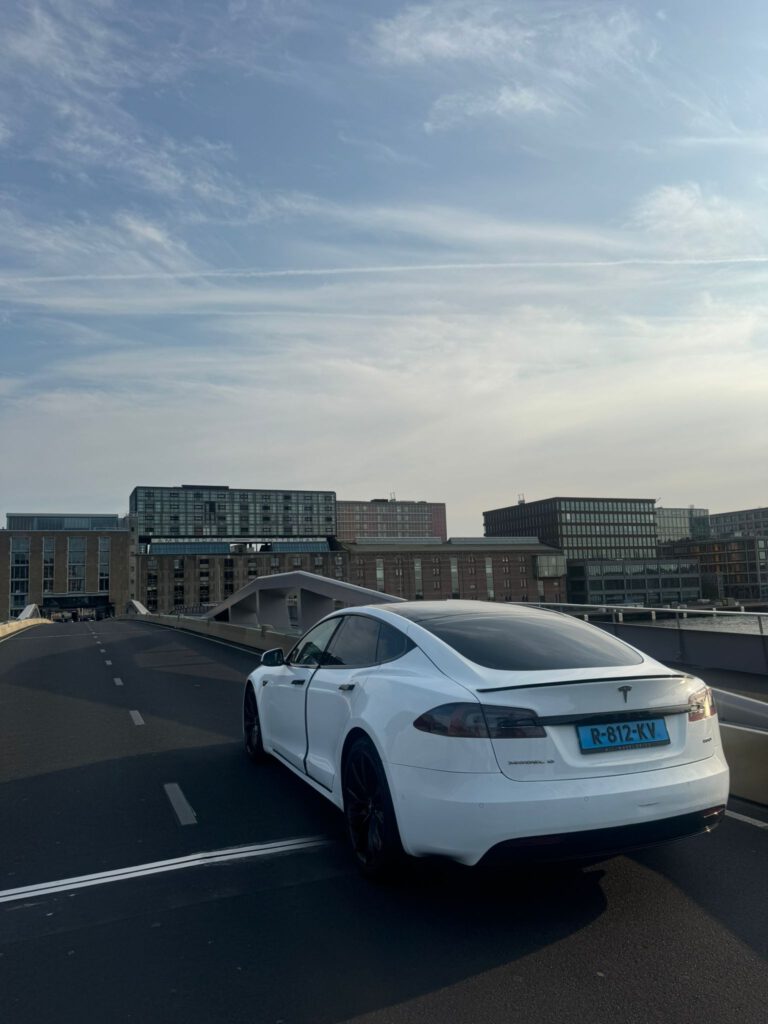 uxe executive taxi voor zakelijke reizen in Rotterdam